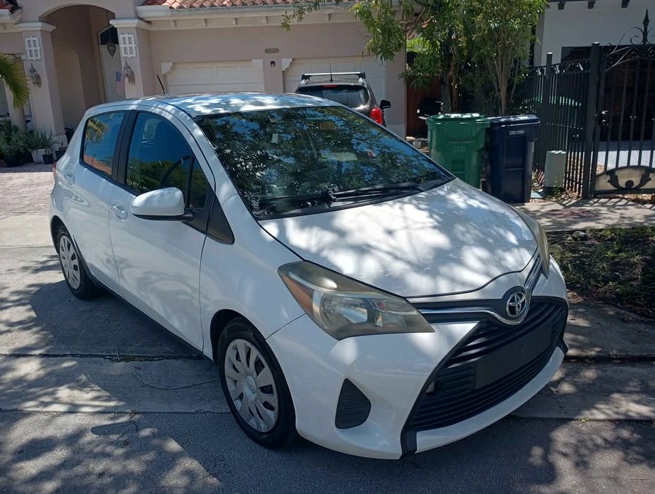 2016 Toyota Yaris L Hatchback