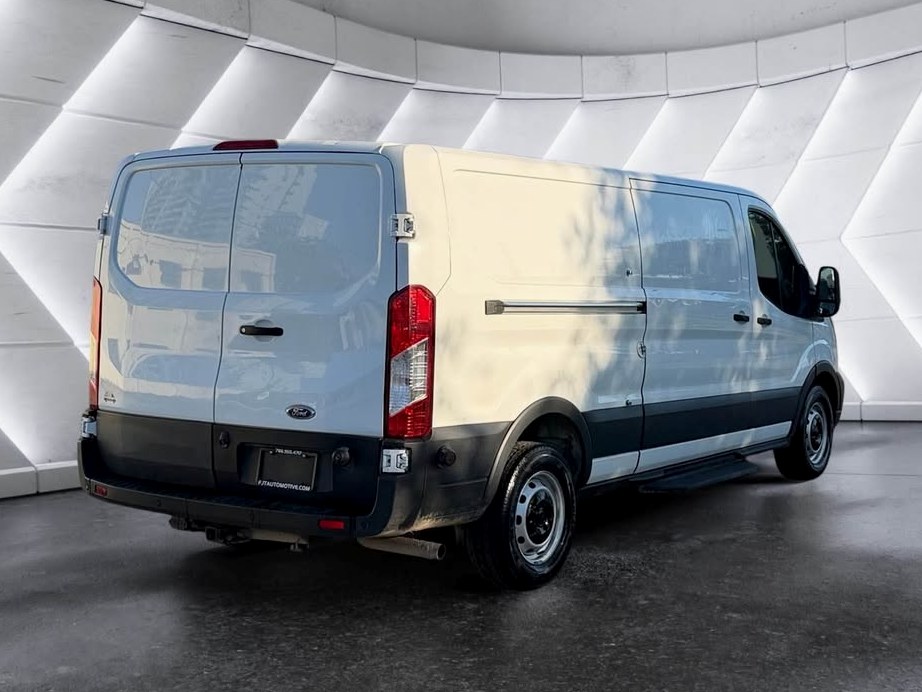 2020 Ford Transit 150 cargo