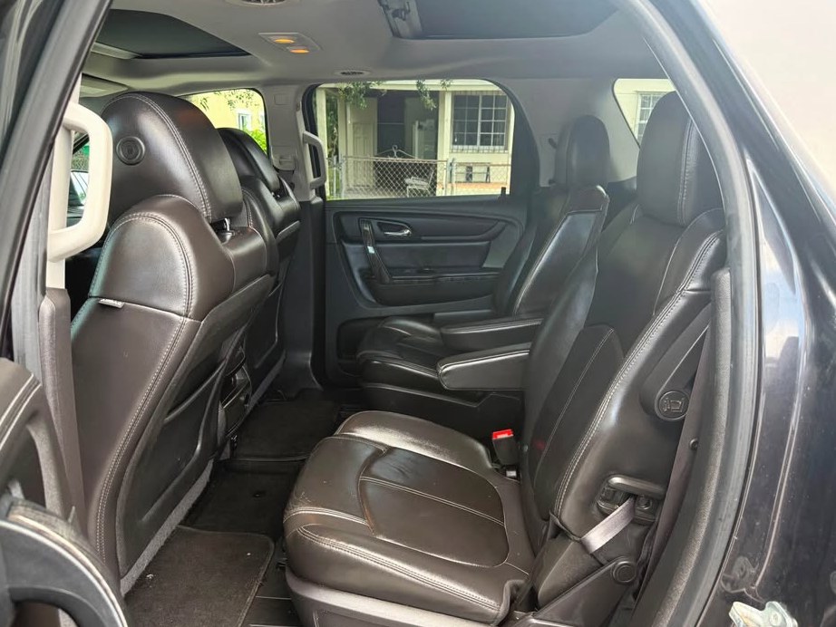 2015 GMC Acadia SLE