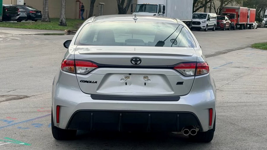 2025 Toyota Corolla SE Sedan