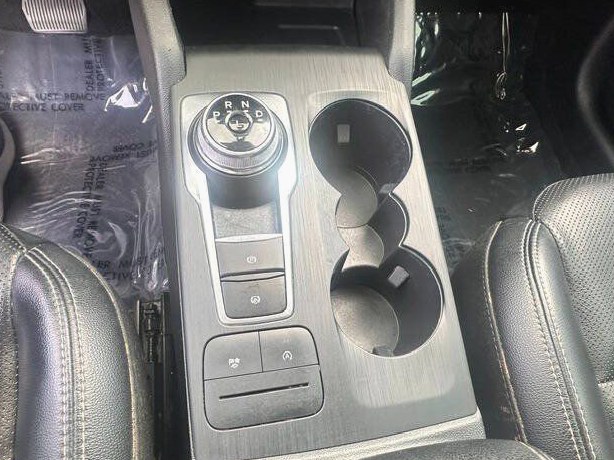 2022 Ford Escape sel 4dr