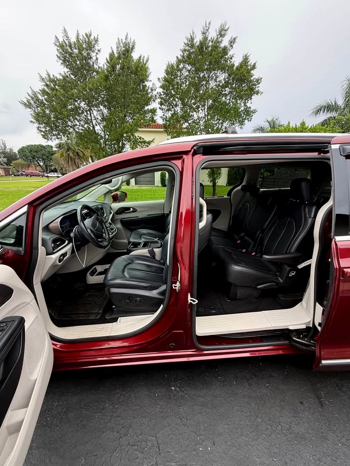 2018 Chrysler Pacifica Touring L