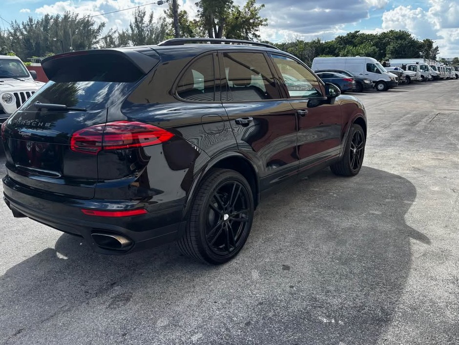 2017 Porsche Cayenne