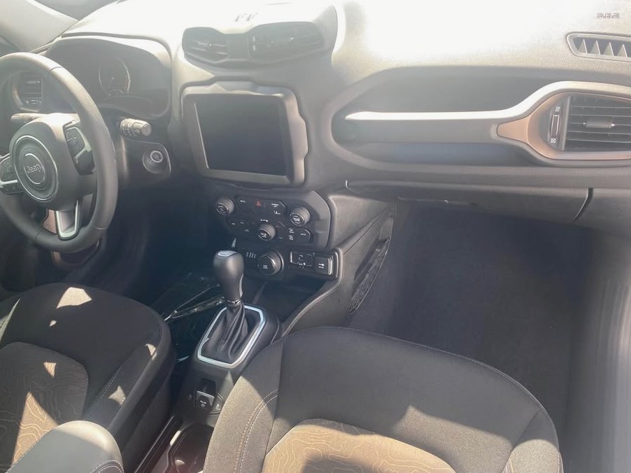 2023 Jeep Renegade Upland Sport