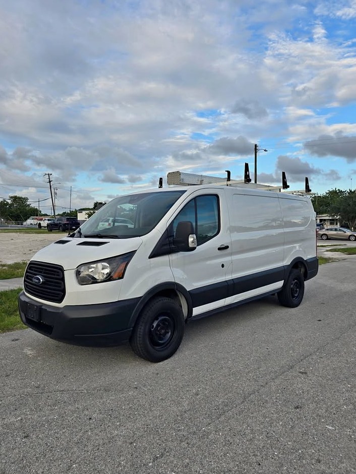 2019 Ford Transit 250 van