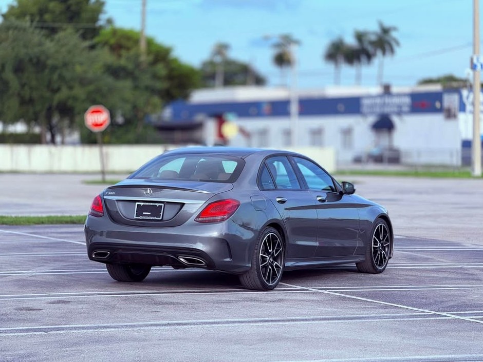 2021 Mercedes-Benz C-class C300