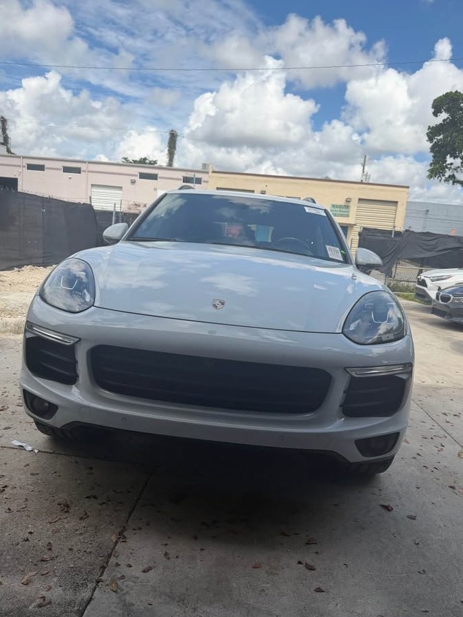 2016 Porsche Cayenne