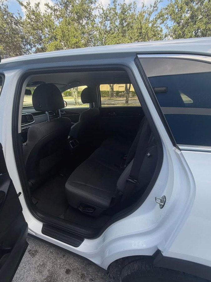 2020 Kia Sorento EX Sport