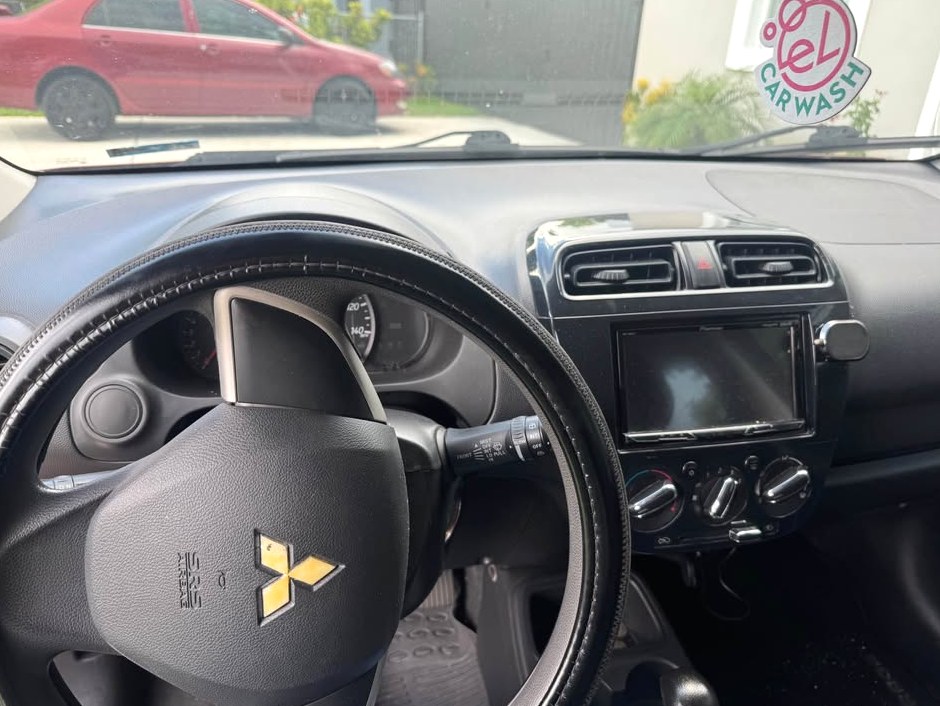 2017 Mitsubishi Mirage DE Hatchback