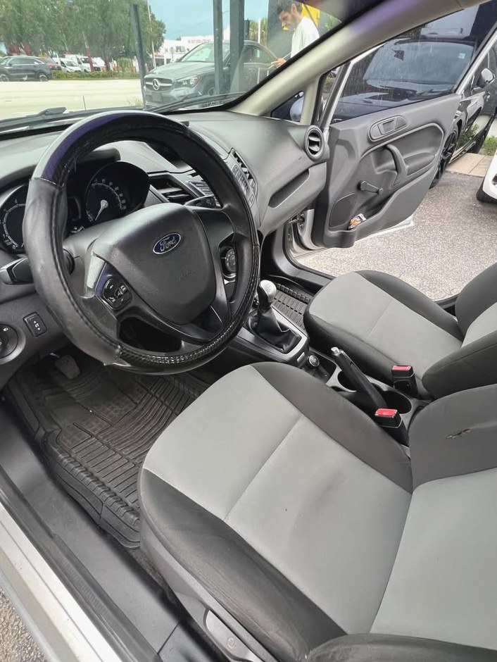 2016 Ford Fiesta S