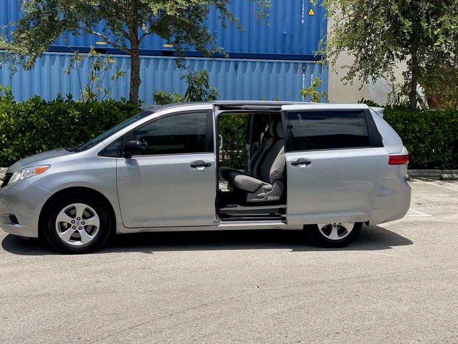 2017 Toyota Sienna