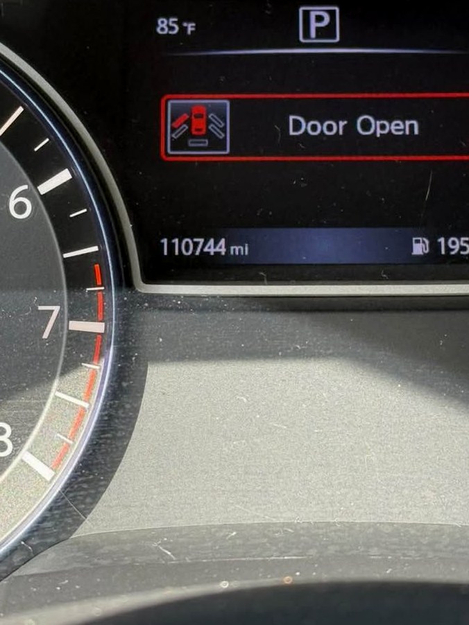 2016 Nissan Altima LE